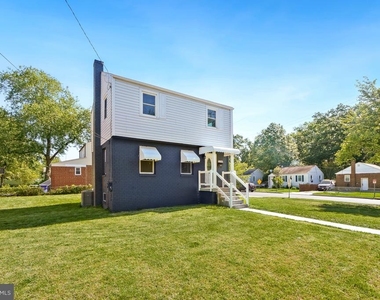 5204 Lackawanna Street - Photo Thumbnail 17