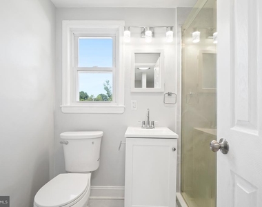 5204 Lackawanna Street - Photo Thumbnail 30
