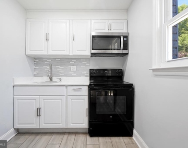 5204 Lackawanna Street - Photo Thumbnail 26