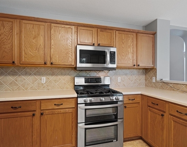 1713 Darjeeling Dr - Photo Thumbnail 9