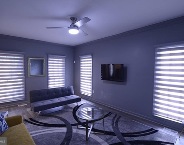 4904 Forest Creek Court - Photo Thumbnail 5