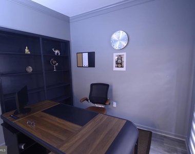 4904 Forest Creek Court - Photo Thumbnail 20
