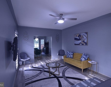 4904 Forest Creek Court - Photo Thumbnail 7