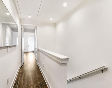 4405 Night Owl Ln - Photo Thumbnail 6