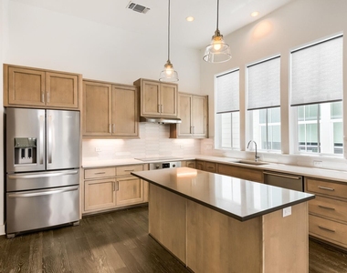 4405 Night Owl Ln - Photo Thumbnail 8