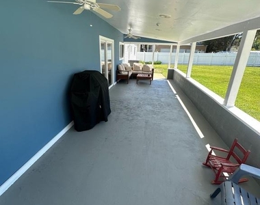 10411 Farrar Avenue - Photo Thumbnail 25