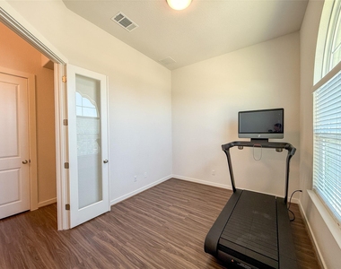 249 Heartleaf Rd - Photo Thumbnail 4