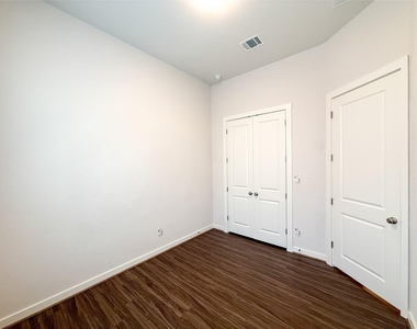 249 Heartleaf Rd - Photo Thumbnail 26