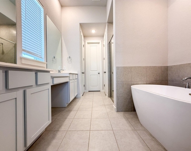 249 Heartleaf Rd - Photo Thumbnail 15
