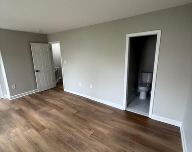 5853 Suitland Road - Photo Thumbnail 4