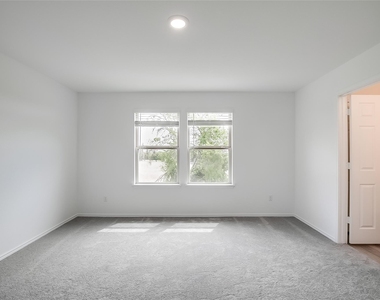 812 Black Alder St - Photo Thumbnail 14