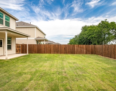 812 Black Alder St - Photo Thumbnail 27