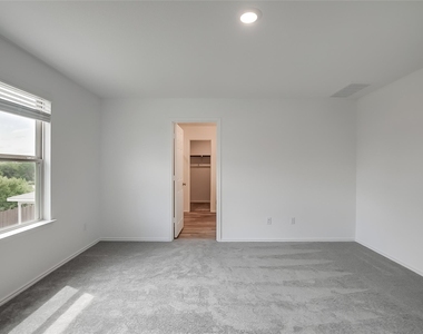 812 Black Alder St - Photo Thumbnail 12