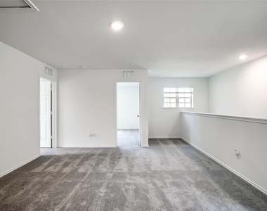 812 Black Alder St - Photo Thumbnail 17