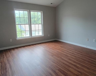 12902 Woods View Street - Photo Thumbnail 13