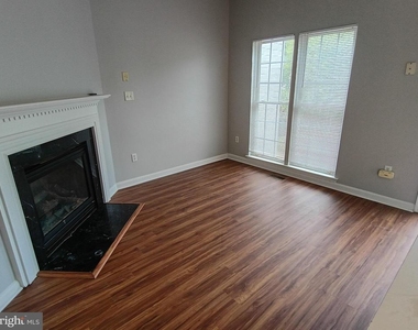 12902 Woods View Street - Photo Thumbnail 6
