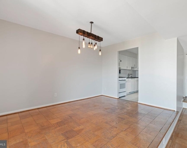 9900 Georgia Avenue - Photo Thumbnail 9