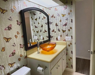 13504 Lois Ln - Photo Thumbnail 19