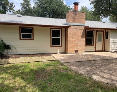 13504 Lois Ln - Photo Thumbnail 8