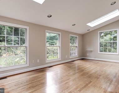 5013 Brookdale Road - Photo Thumbnail 17