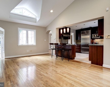 5013 Brookdale Road - Photo Thumbnail 6