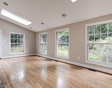 5013 Brookdale Road - Photo Thumbnail 16