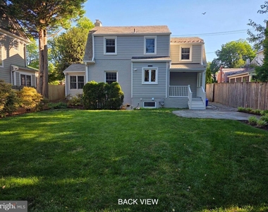 5528 Johnson Avenue - Photo Thumbnail 1