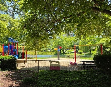 10424 Rockville Pike - Photo Thumbnail 42