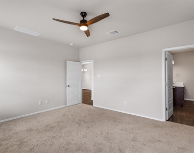 110 Keltic Dr - Photo Thumbnail 16