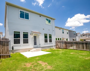 15107 Forum Ave - Photo Thumbnail 26