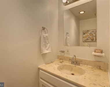 4601 N Park Avenue N - Photo Thumbnail 10