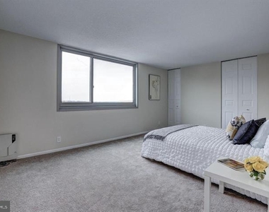 4601 N Park Avenue N - Photo Thumbnail 7