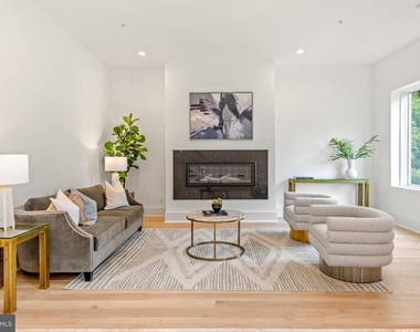 8609 Woodbrook Lane - Photo Thumbnail 2