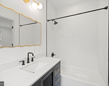 8609 Woodbrook Lane - Photo Thumbnail 34