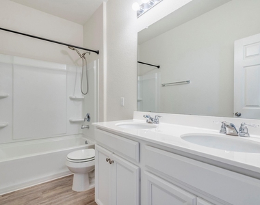 790 Pepperbark Loop - Photo Thumbnail 15