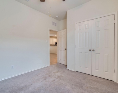 790 Pepperbark Loop - Photo Thumbnail 12