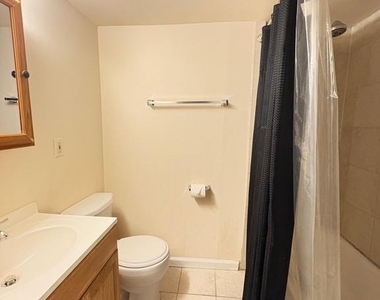 11149 Captains Walk Court - Photo Thumbnail 7