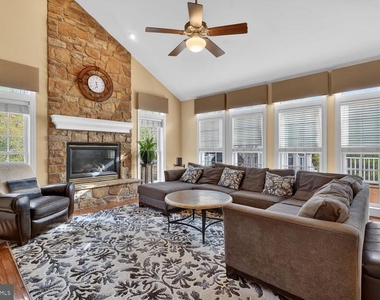 401 Hilton Head Court - Photo Thumbnail 31