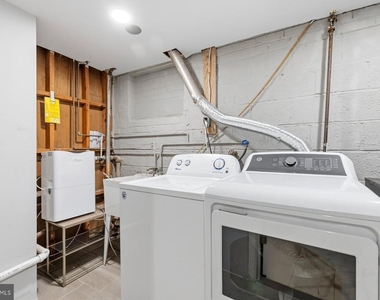 3604 Husted Drive - Photo Thumbnail 36