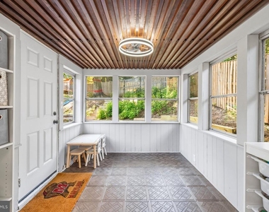 3604 Husted Drive - Photo Thumbnail 11