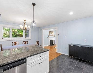 3604 Husted Drive - Photo Thumbnail 10