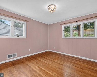3604 Husted Drive - Photo Thumbnail 27