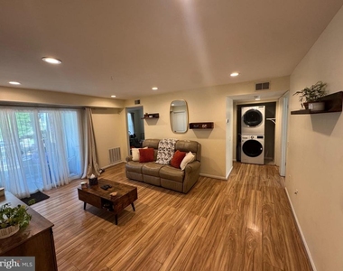 20220 Shipley Terrace - Photo Thumbnail 1