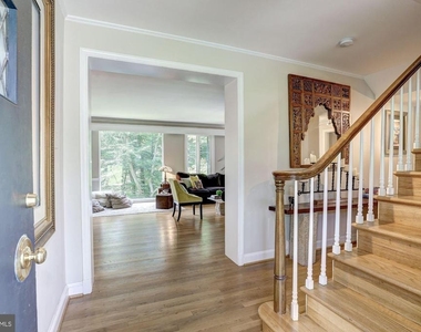 5204 Westwood Drive - Photo Thumbnail 3