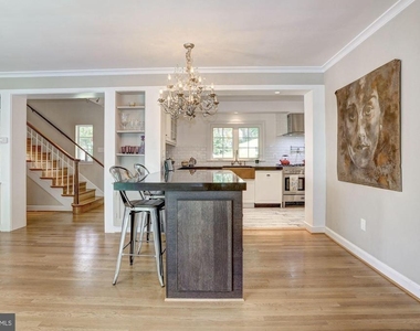 5204 Westwood Drive - Photo Thumbnail 10