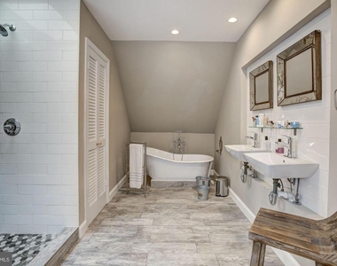 5204 Westwood Drive - Photo Thumbnail 28