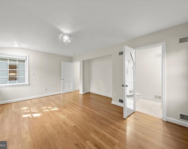 5104 Scarsdale Road - Photo Thumbnail 24