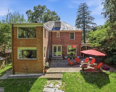3221 Coquelin Terrace - Photo Thumbnail 36