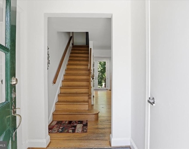 3221 Coquelin Terrace - Photo Thumbnail 4