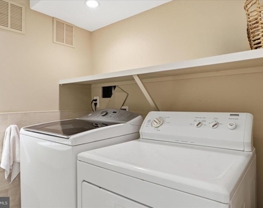3221 Coquelin Terrace - Photo Thumbnail 33